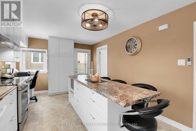 29205327/1366-kingston-avenue/carlington/ottawa/ontario/K1Z8L2_15