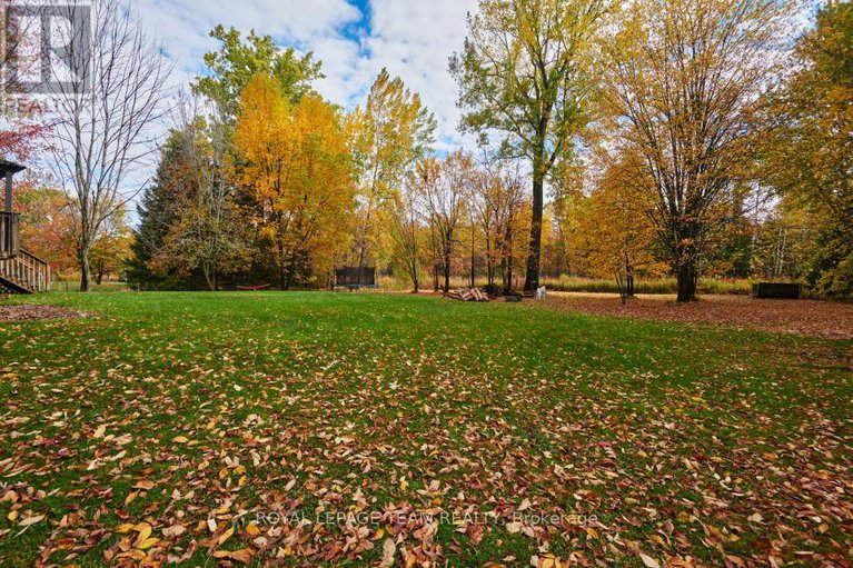 29273607/1115-des-cerisiers-street/clarencerockland-twp/clarence-rockland/ontario/K4K1K9_34