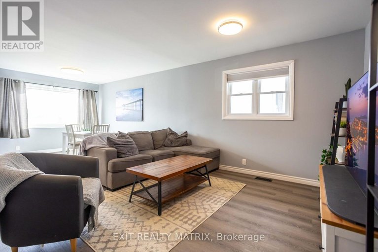 29601453/474-queen-street/winchester/north-dundas/ontario/K0C2K0_7