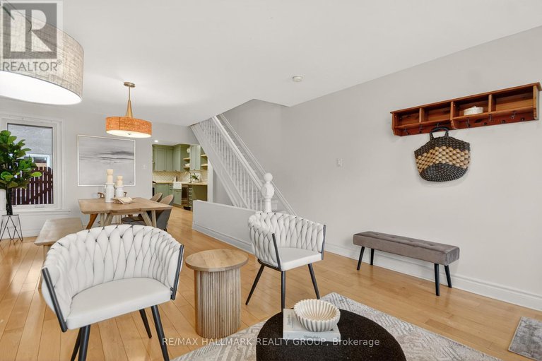 29423662/4-lower-charlotte-street/lower-town/ottawa/ontario/K1N8K1_3