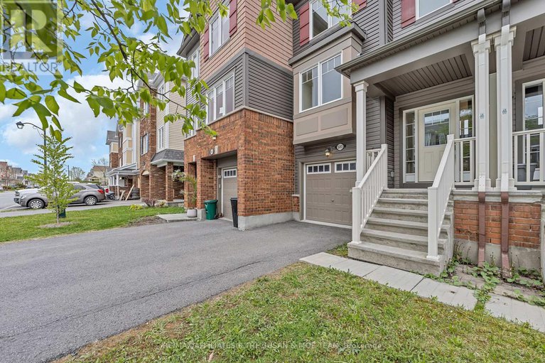 28578921/503-coldwater-crescent/emerald-meadowstrailwest/ottawa/ontario/K2M0J4_3