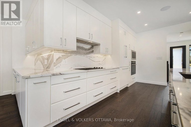 28202595/888-melwood-avenue/mckellar-heightsglabar-park/ottawa/ontario/K2A3C3_11