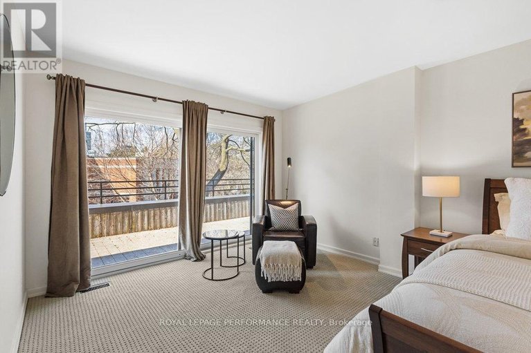 29650204/35-waverley-street/ottawa-centregolden-triangle/ottawa/ontario/K2P0T7_31