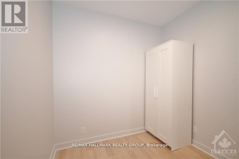 28271158/508-1014-bank-street-n/glebe/ottawa/ontario/K1S3W8_15