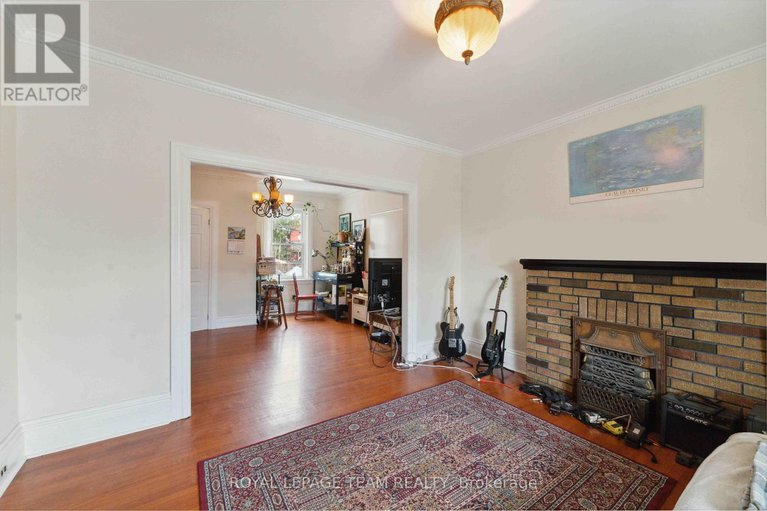 28731469/235-cambridge-street-n/west-centre-town/ottawa/ontario/K1R7B5_6