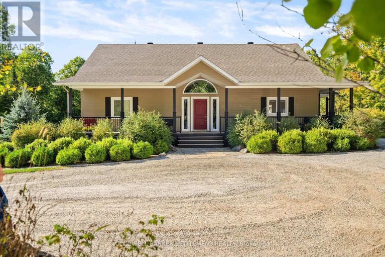 29662330/3124-mcdonalds-corners-road-road/lanark-highlands-dalhousie-twp/lanark-highlands/ontario/K0G1K0_4