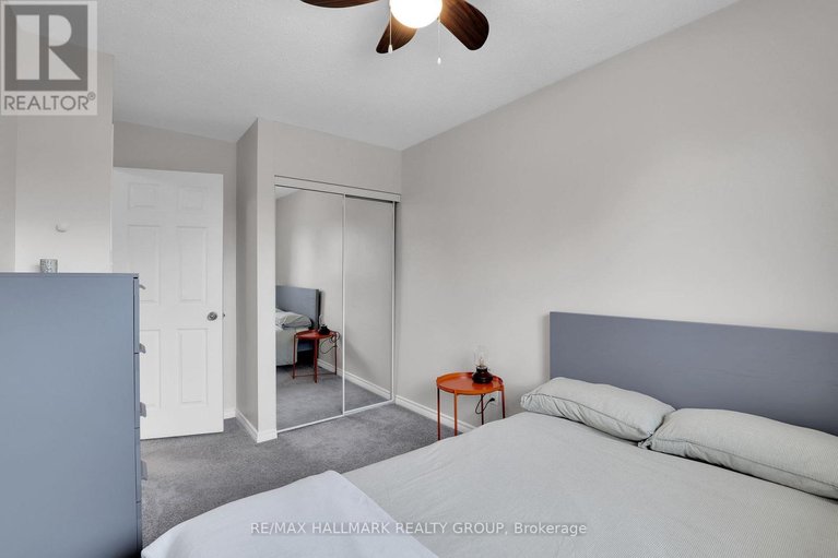 29673890/34-55-bering-court/katimavik/ottawa/ontario/K2L2B8_19