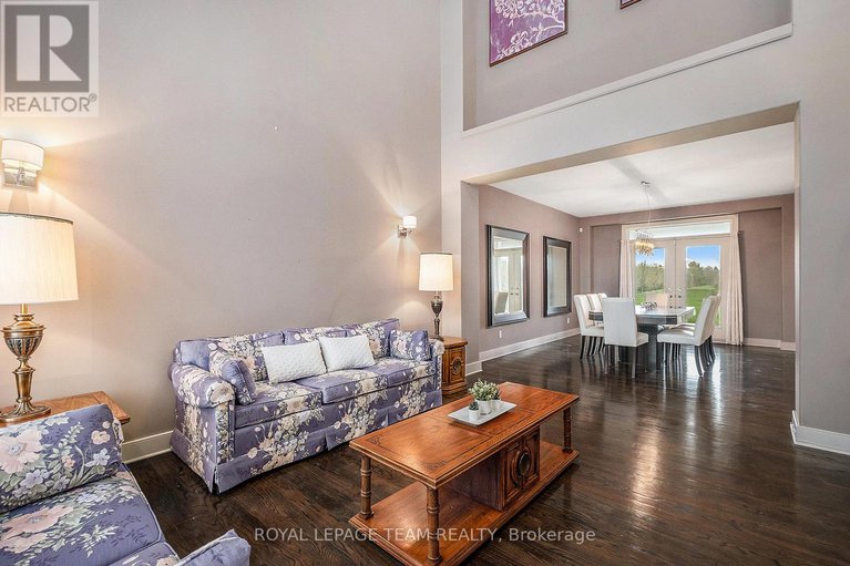 28654563/5386-mansel-crescent/manotick-village-manotick-estates/ottawa/ontario/K4M1L3_6