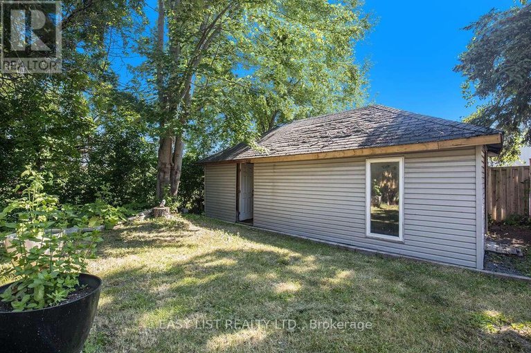 27540685/271-mcarthur-avenue/vanier/ottawa/ontario/K1L6P3_42