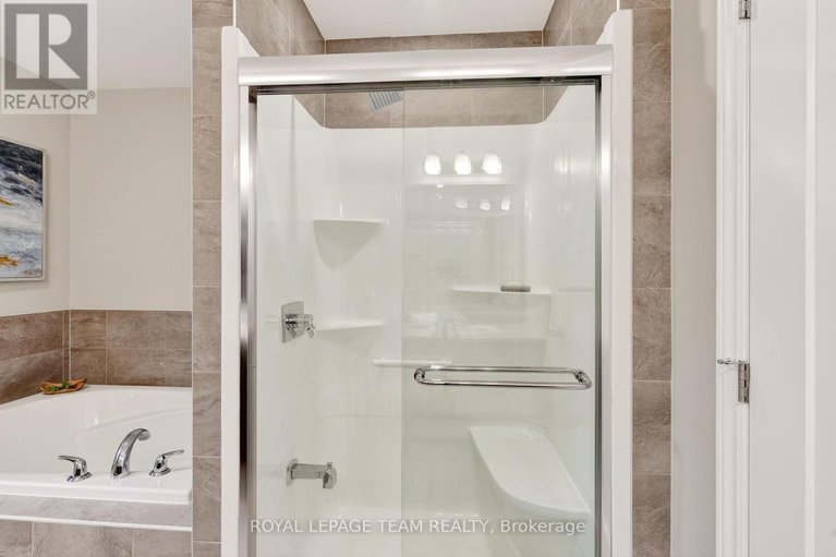 29591356/216-helen-rapp-way/blossom-parkkemp-parkfindlay-creek/ottawa/ontario/K1T0P6_27