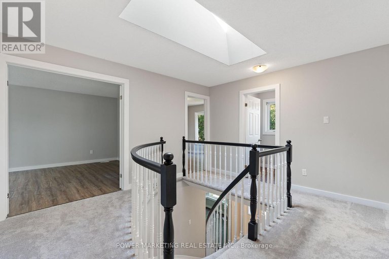 29131275/5722-kemplane-court/blackburn-hamlet-south/ottawa/ontario/K1W1B8_17