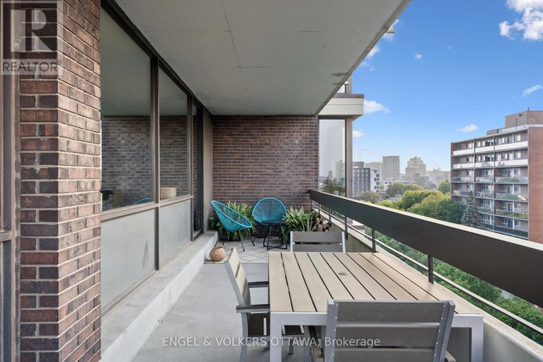 28619826/8a-400-laurier-avenue-e/sandy-hill/ottawa/ontario/K1N8Y2_39