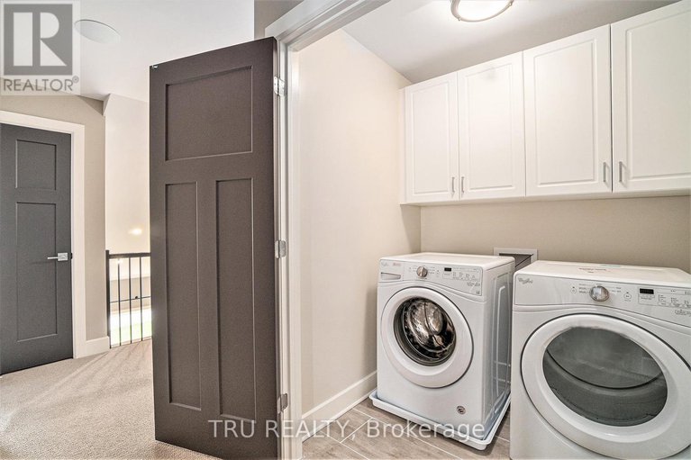 28482789/670-parade-drive/stittsville-south/ottawa/ontario/K2S1B8_20