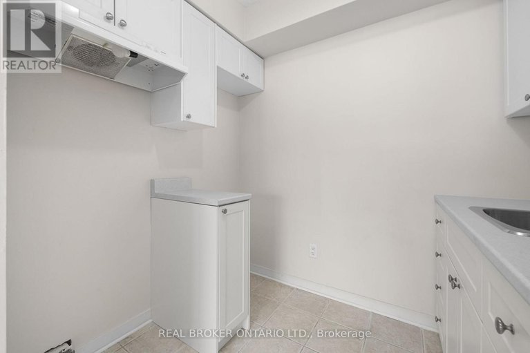 29437627/103c-2041-arrowsmith-drive/beacon-hill-south/ottawa/ontario/K1J7V7_18