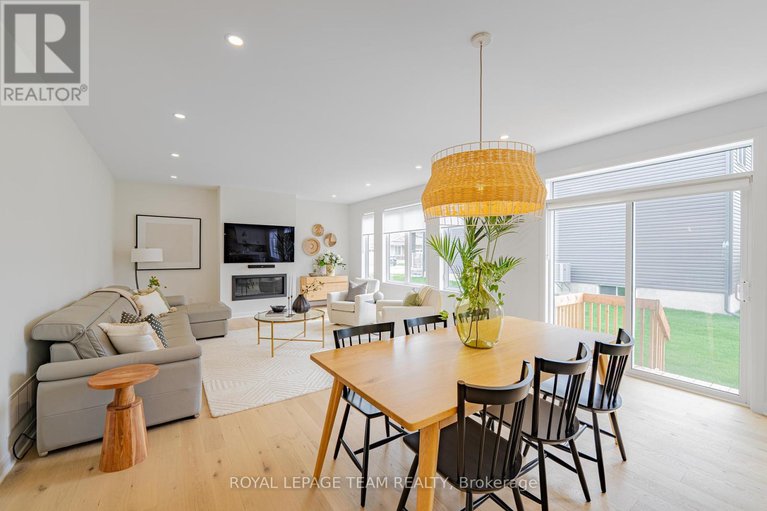 28284259/2055-wanderer-avenue/mahogany-community/ottawa/ontario/K4M0W9_17