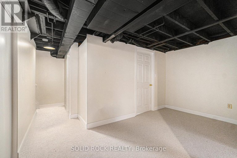 28504129/33-thistledown-court/pheasant-run/ottawa/ontario/K2J1N1_27