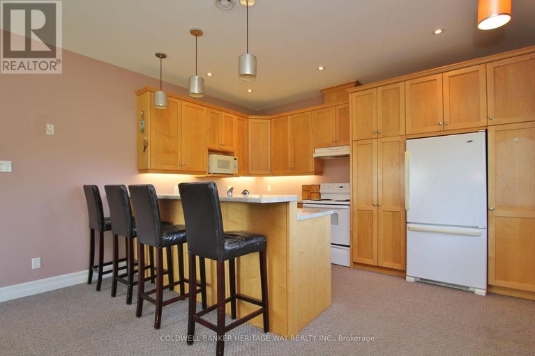 28249308/1028-mitchell-road/lanark-highlands-lanark-twp/lanark-highlands/ontario/K0G1K0_6