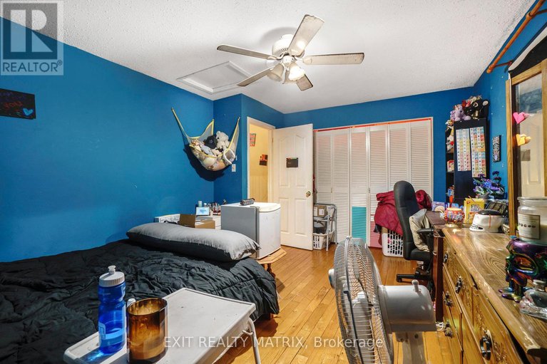 29071256/48-peary-way/katimavik/ottawa/ontario/K2L1Z8_18