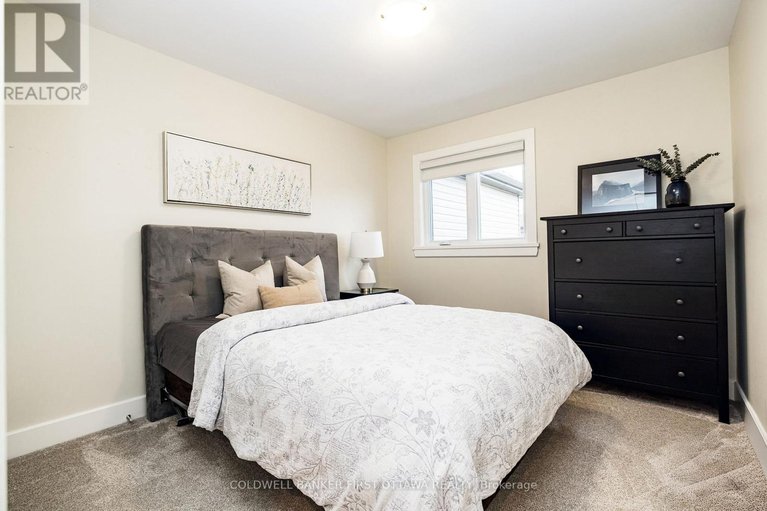 29499389/211-purchase-crescent/stittsville-south/ottawa/ontario/K2S2L8_32