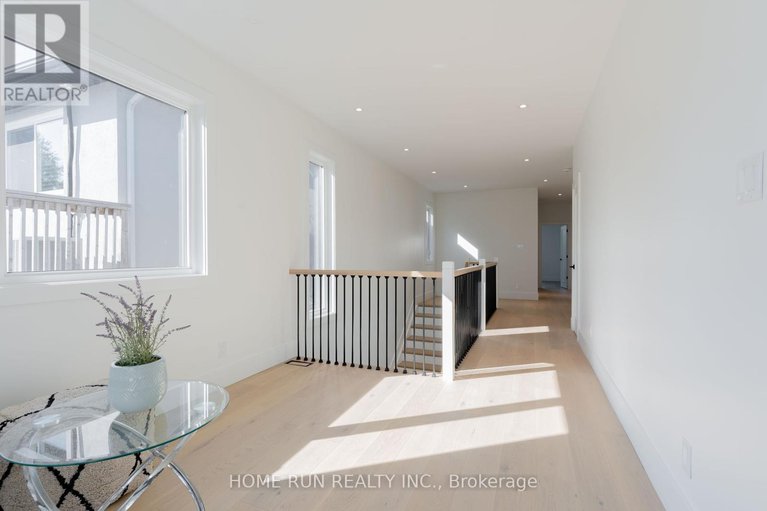 28791610/2243-page-road/chapel-hill/ottawa/ontario/K1C7K5_29