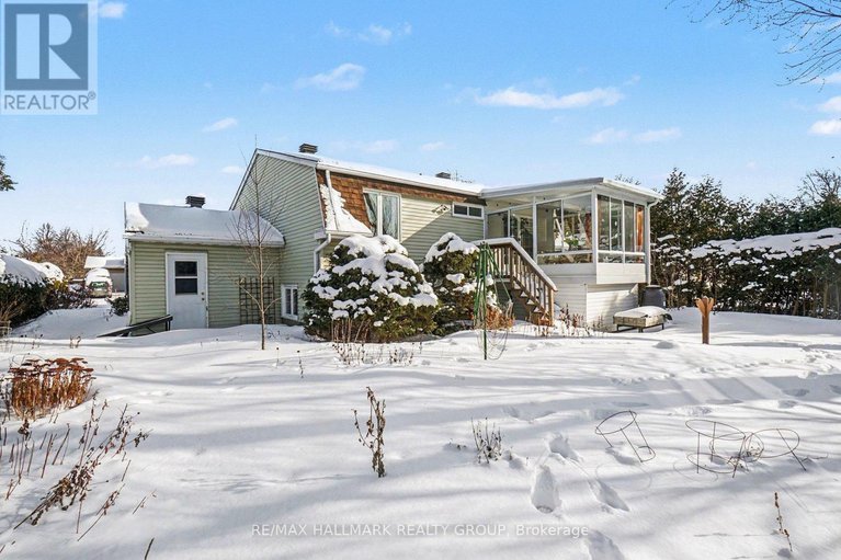 29278557/1044-adley-road/carson-grove/ottawa/ontario/K1J8B9_31