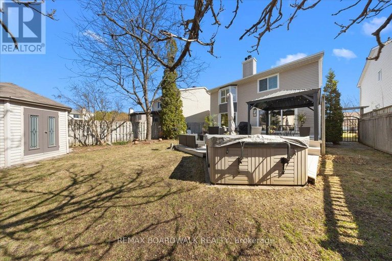 29646318/1594-meadowfield-place/chapel-hill/ottawa/ontario/K1C5V6_40