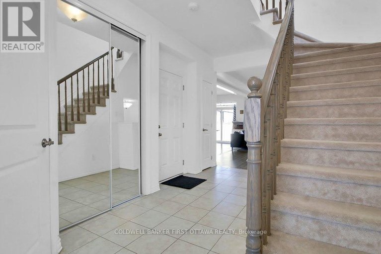 29649584/4852-abbott-street-e/emerald-meadowstrailwest/ottawa/ontario/K2S1E7_6