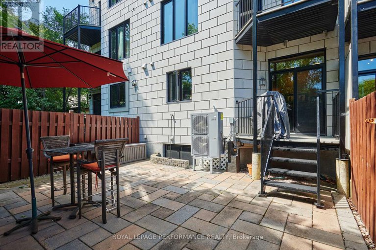28573651/805-kingsmere-avenue/mckellar-heightsglabar-park/ottawa/ontario/K2A3J8_41