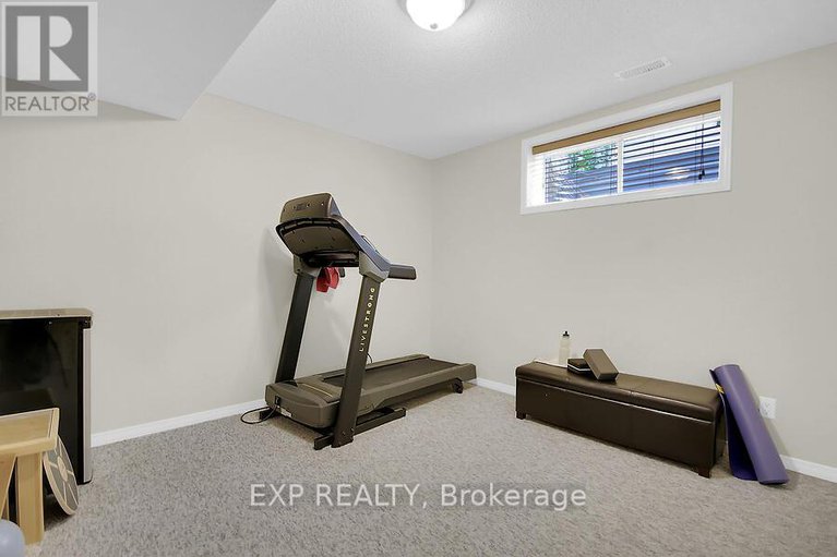 28867482/48-deighton-crescent/barrhaven-east/ottawa/ontario/K2G6H6_38