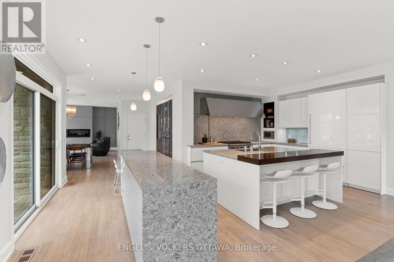 28371373/15-camwood-crescent/arlington-woods/ottawa/ontario/K2H7X1_13