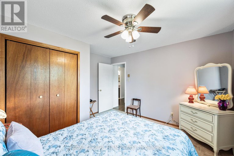 28647081/4-dowdall-crescent/fringewood/ottawa/ontario/K2S1V1_23