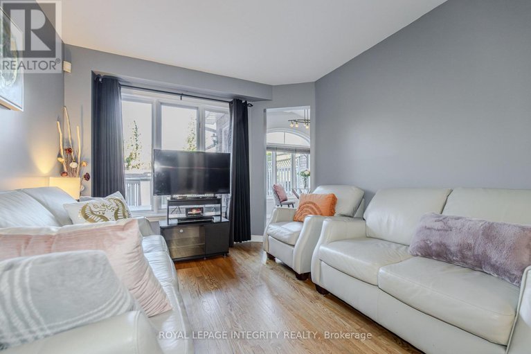 28943589/4316-owl-valley-drive/riverside-southgloucester-glen/ottawa/ontario/K1V1L3_18
