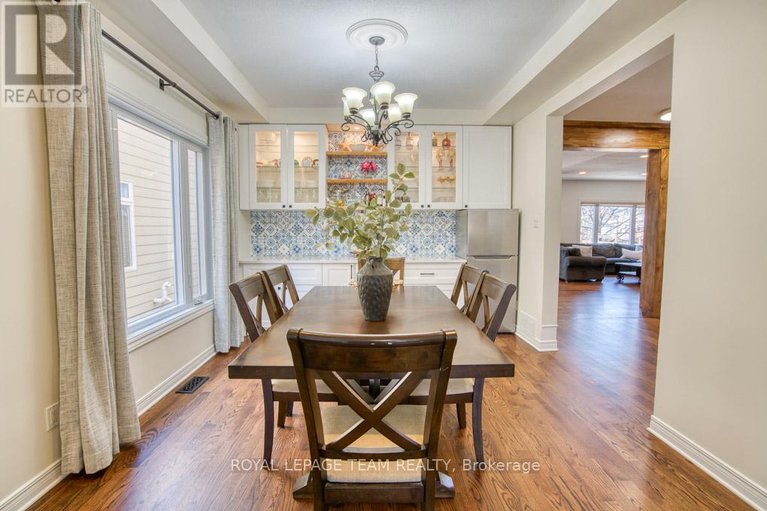 29646083/13-shannondoe-crescent-w/bridlewood/ottawa/ontario/K2M2H1_7