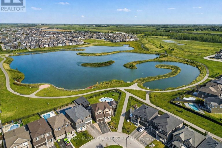 29594611/236-esturgeon-street/avalon-west/ottawa/ontario/K4A1G5_29