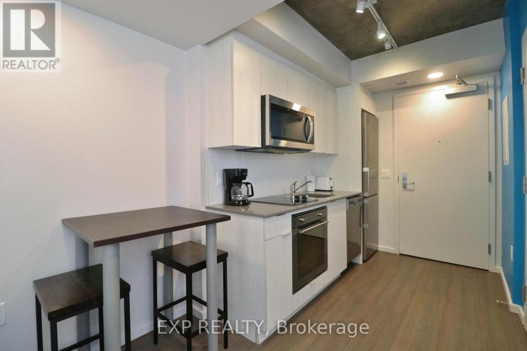 28905397/2308-105-champagne-avenue-s/west-centre-town/ottawa/ontario/K1S4P3_2