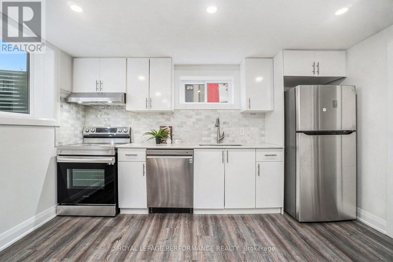 29325454/26-majestic-drive/manordale/ottawa/ontario/K2G1C7_21