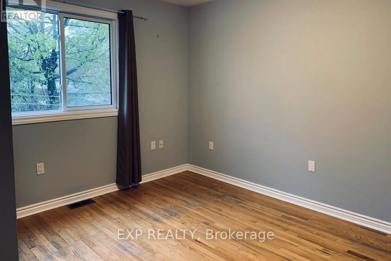 29052299/1554-baseline-road/meadowlandsst-claire-gardens/ottawa/ontario/K2C0B3_13