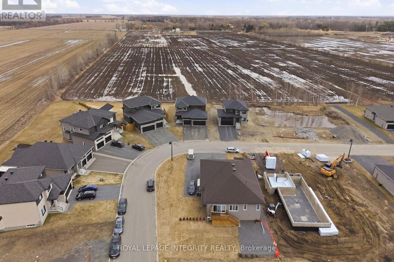 29590747/451-moonlight-drive/russell-twp/russell/ontario/K4R0L1_46