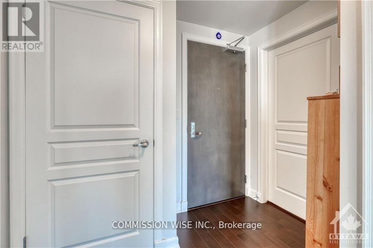 27987955/915-238-besserer-street/sandy-hill/ottawa/ontario/K1N6B1_4