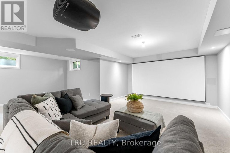 29255060/250-sunnyridge-crescent/emerald-meadowstrailwest/ottawa/ontario/K2M0H3_39