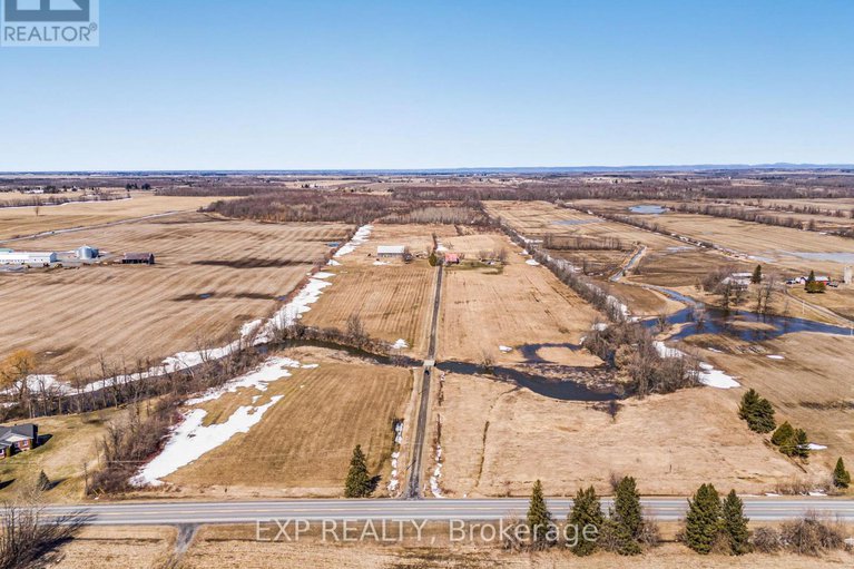 28323310/20405-laggan-glenelg-road/north-glengarry-lochiel-twp/north-glengarry/ontario/K0B1E0_34