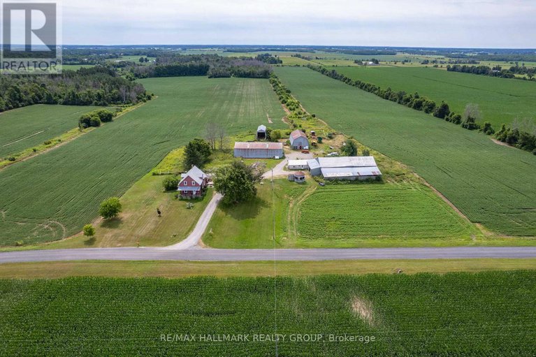 28683667/21580-seven-hills-road/north-glengarry-lochiel-twp/north-glengarry/ontario/K0B1R0_1