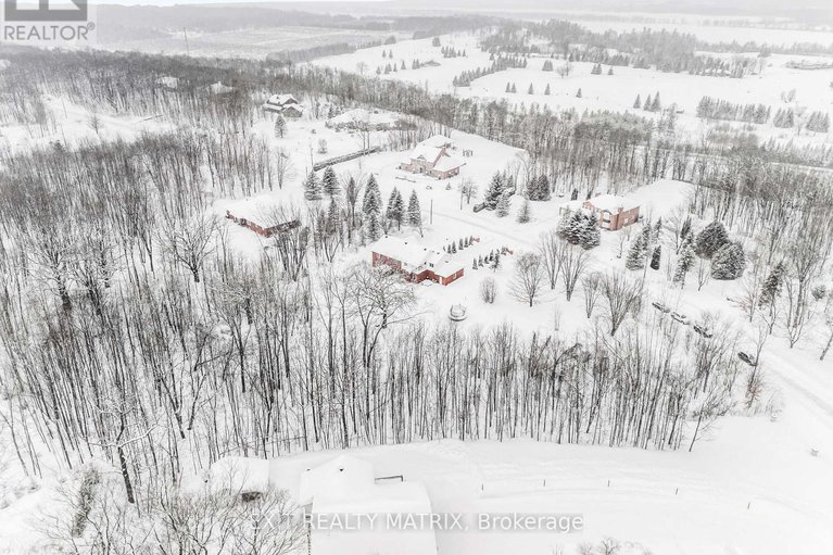 29302763/1322-du-gouverneur-drive/cumberland-ridge/ottawa/ontario/K4C1E2_47