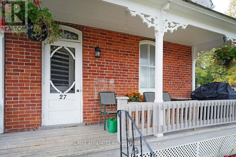 29017796/27-marlborough-street/maxville/north-glengarry/ontario/K0C1T0_5