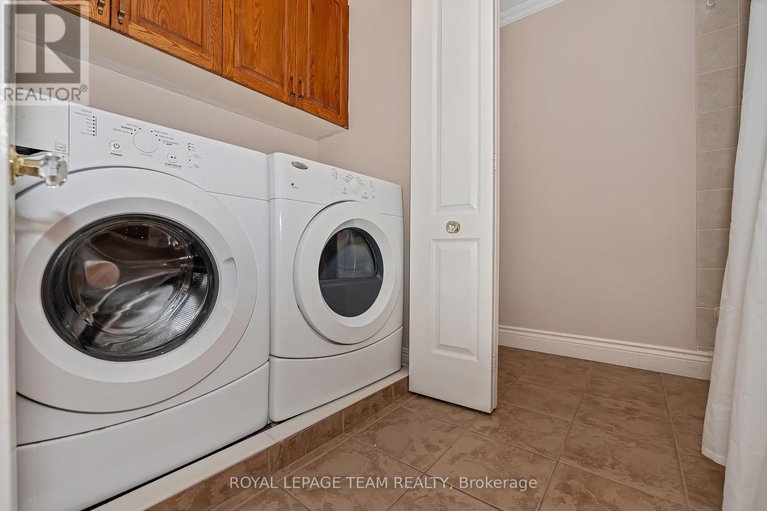 28522928/87-dalecroft-crescent/centrepointe/ottawa/ontario/K2G5V8_24