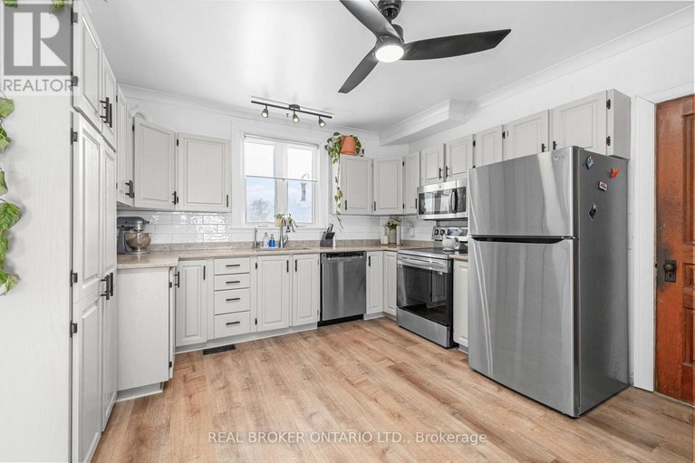 29175532/11505-queen-street/north-dundas-mountain-twp/north-dundas/ontario/K0E1J0_5