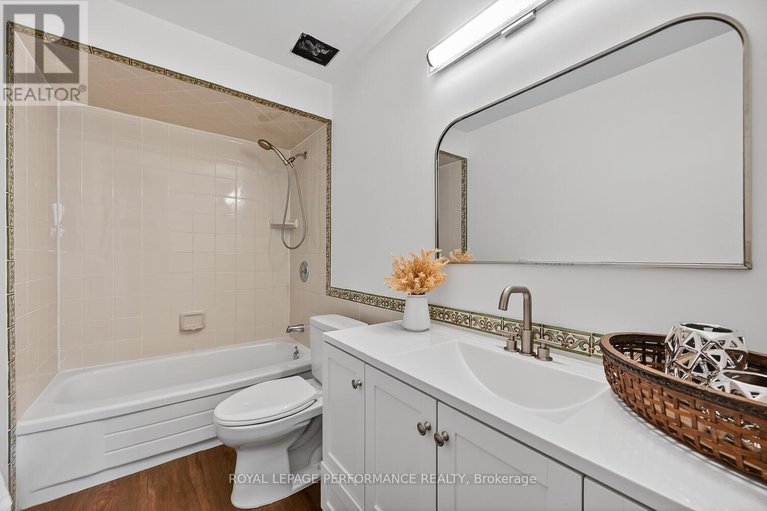 29046613/19-ancroft-court/tanglewood/ottawa/ontario/K2G4A5_24