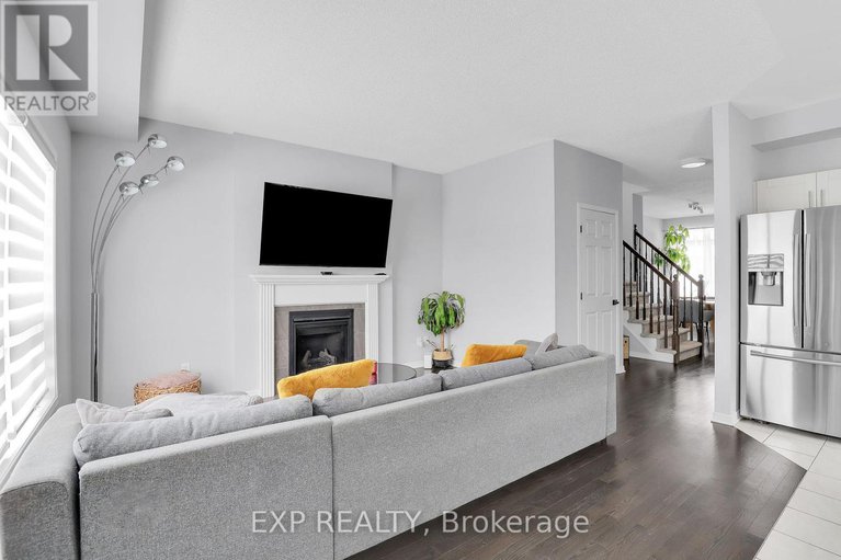 29419868/112-dorina-sarazin-crescent/clarencerockland-twp/clarence-rockland/ontario/K4K0G6_13