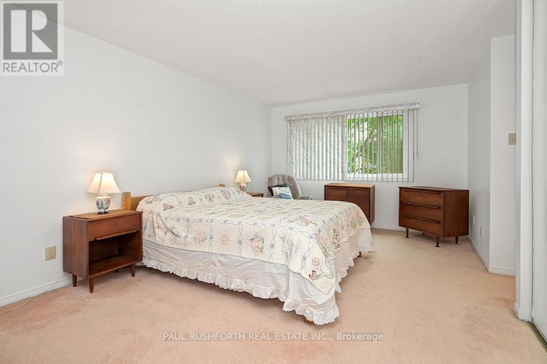 28485163/6146-oak-meadows-drive/chapel-hill/ottawa/ontario/K1C7G7_12