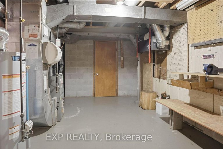 29285178/20-wallford-way/city-viewskylinefisher-heightsparkwood-hills/ottawa/ontario/K2E6B4_35